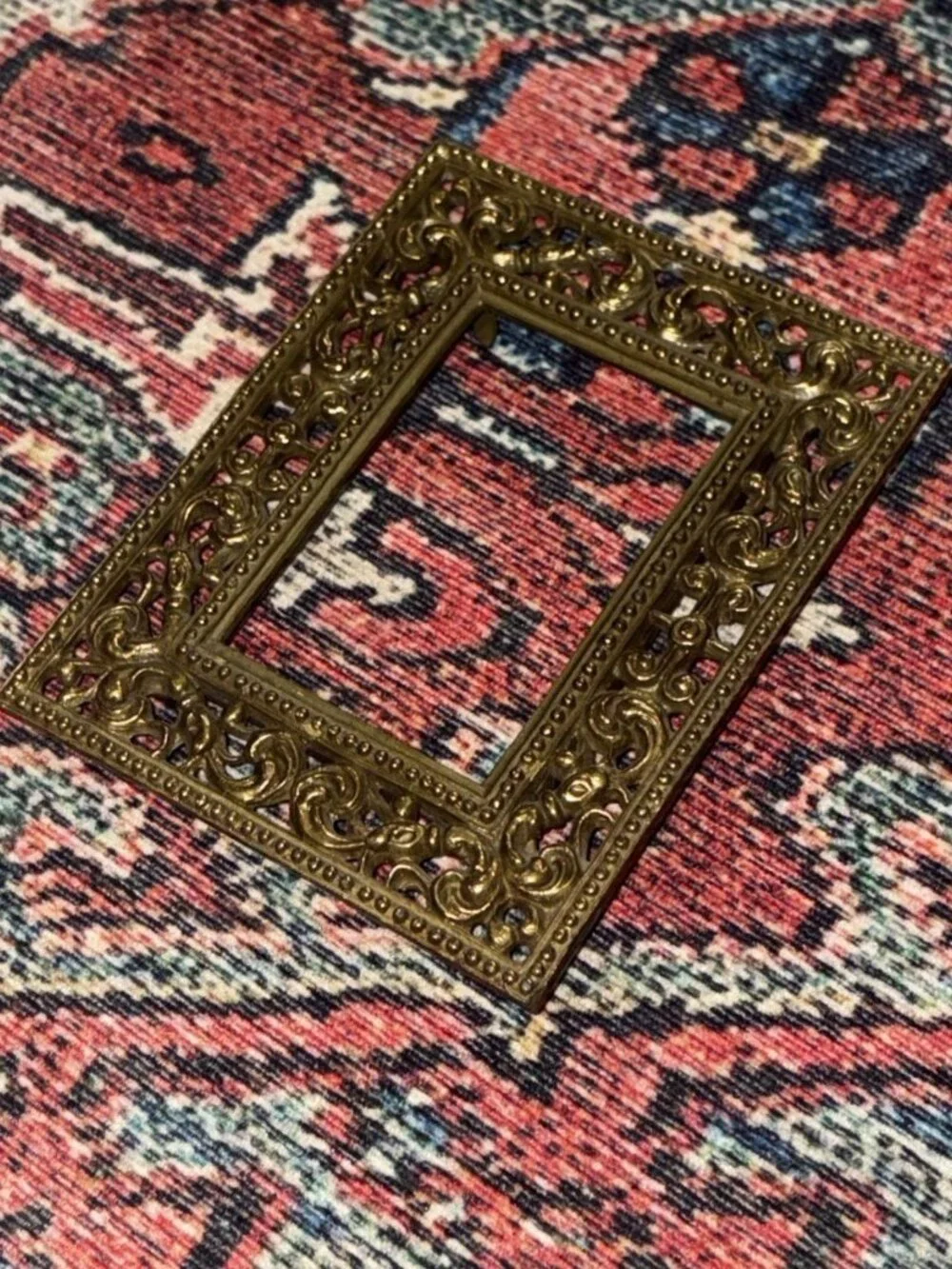 Vintage Ornate Gold Tone Picture Frame Pierced Scrollwork 4.25x5.5” Decorative